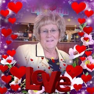 Meet your Posher, Sandy